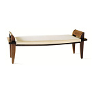 Cl&aacute;udia Moreira Salles Alpina Bench