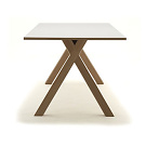 Simon Pengelly V Table