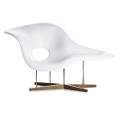 Charles and Ray Eames La Chaise