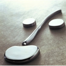 Tous Les Trois Boro Plate Stand